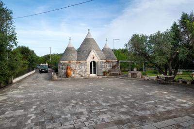 Villa Trullo Ulivo with pool