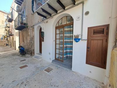 Casa Azzurra by Casa in mente