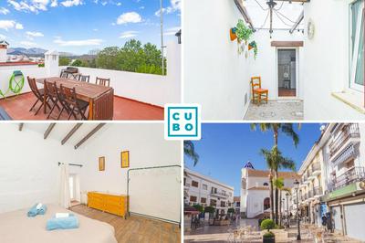 Cubo's Nueva House Town Center