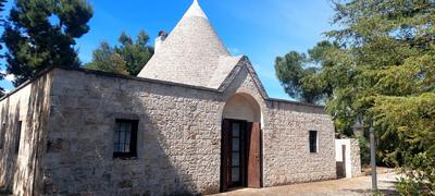 Il Trullo delle rose, Monopoli by IL PUMO DI PUGLIA