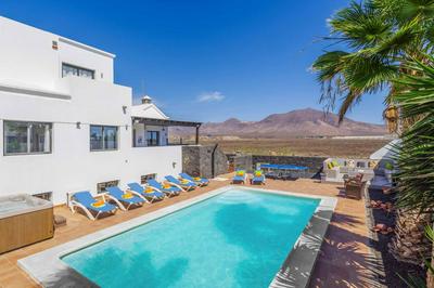 Villa Victoria