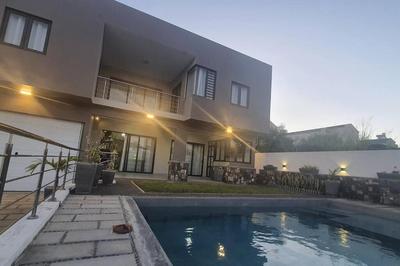 Grand Baie Luxury 5BR Villa with Private Pool