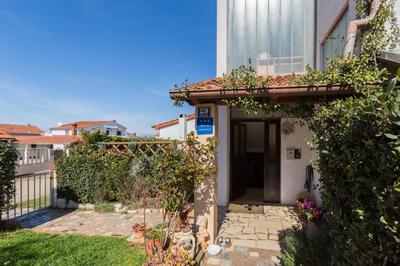Ferienwohnung in Porec mit Balkon und Ausblick