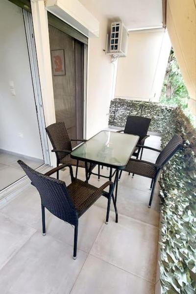 Wonderful flat in Kavouri