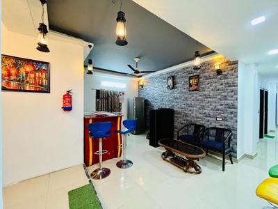 Kings Court - Saket