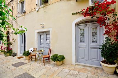 Domus Home