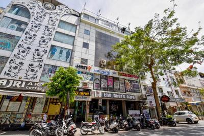 Naivara Boutique Hotel