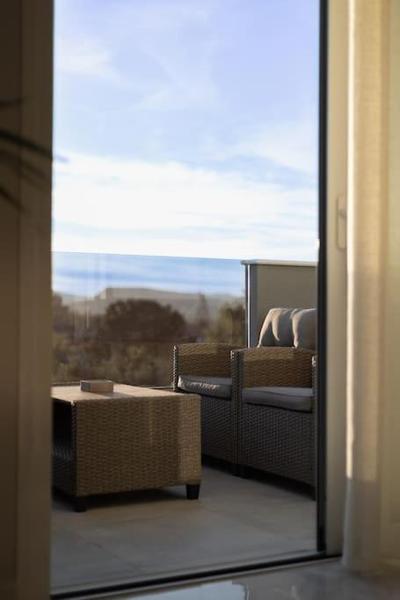 Anesis Deluxe Apartment 2