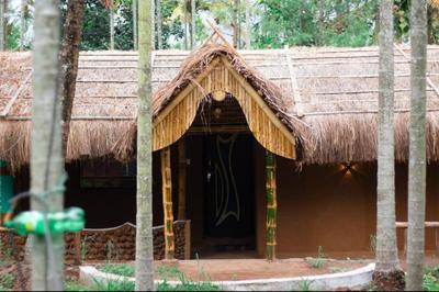 Vihara mud camp