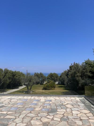 Front Sea Villa Polichrono