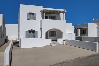 Montrez Studio Santorini
