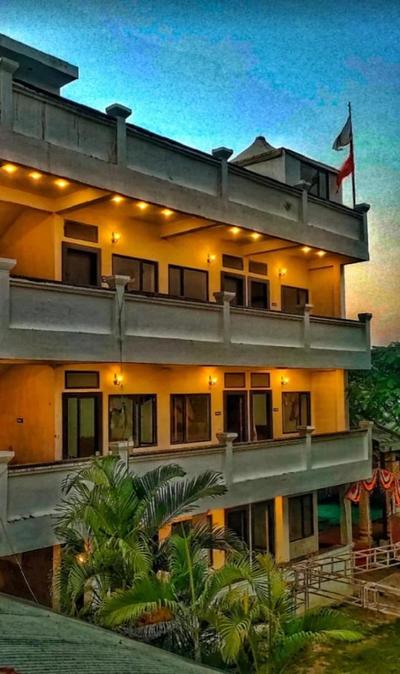 Hotel Malhotra palace