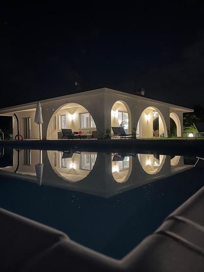 NEW Villa Tosca