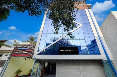 Super Townhouse Oriental INN