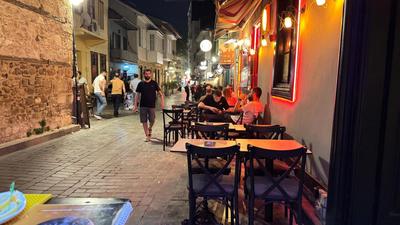 Callisto Pub & Kitchen & Hotel