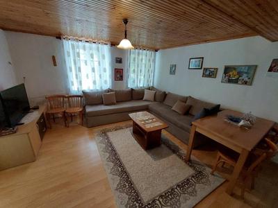 Troshani Guest House