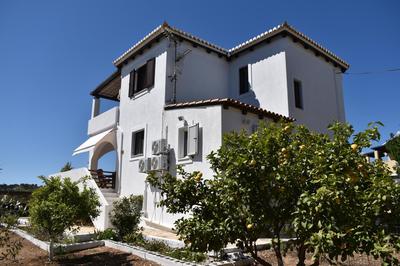 Gemi House by the Beach