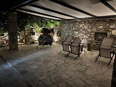 Loù Place