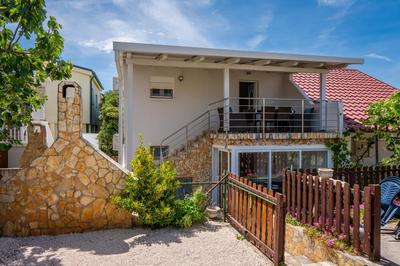 Apartments Kristija