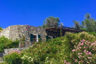 Romantic Nest close to Cinque terre, sea view