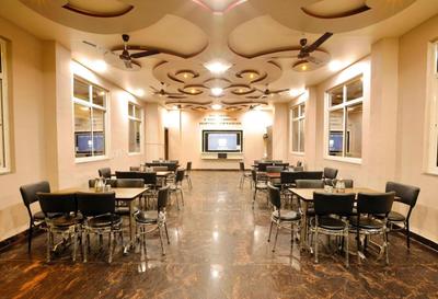 Near Daragh Kaaynat Mahal Ajmer