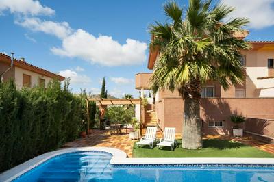 Casa con piscina privada de agua salada