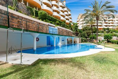Duplex in Puerto Banus by Costarentals - Ref M40