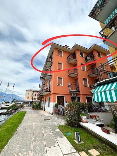 Dolce Vita Lake View
