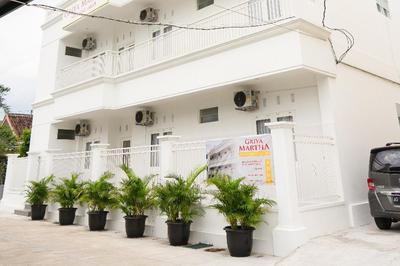 RedDoorz at Griya Martha Sumber Solo