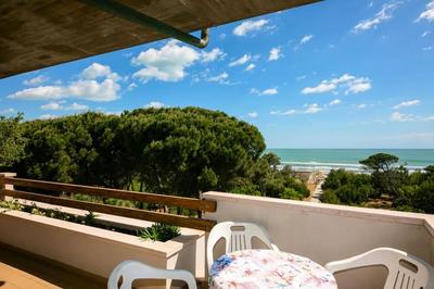 VISTA MARE - Casa con Terrazzo e Parcheggio Gratuito