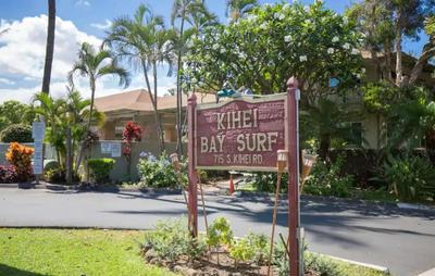 Updated Kihei Studio, Steps to Beach with Pool, Hot Tub & Parking