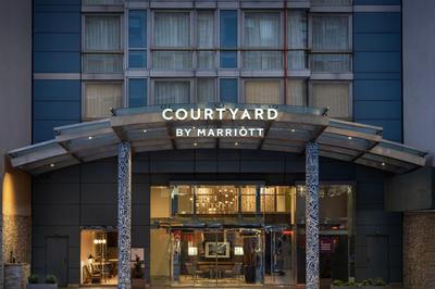 Courtyard by Marriott New York Manhattan / Soho