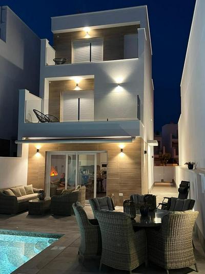 Moderne ny villa