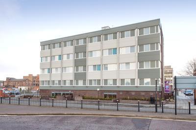 Premier Inn Birkenhead Town Centre