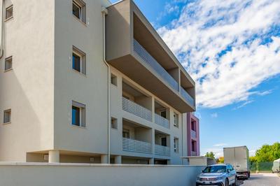 LTApartments 8 - Bilocale con balcone e parcheggio privato a 900m dalla Torre