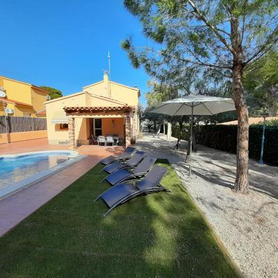 AME447 Chalet con piscina privada 9x5m y jardín vallado