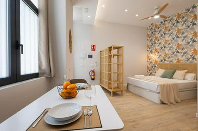 FLORIT FLATS - The Trafalgar Apartment II