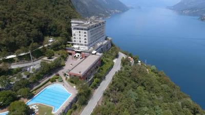 Irene lake view apartment with swimming pool