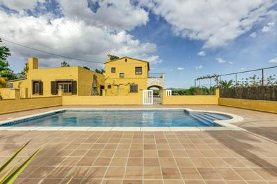 Les Cabretes Vilanova de la Muga