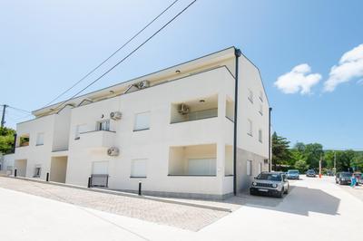 Al Mare Apartments