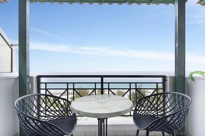 Sunset Premium Studio 7