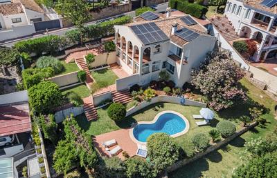 Wonderful family villa with sea view, El Rosario