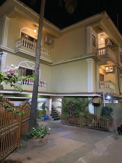 Calangute Beach Crystal