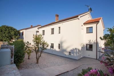 Luxus Villa Grey Soul mit Pool in Medulin