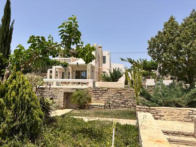 Villa Irida
