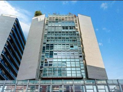 Sky View -Porta Nuova- Appartamento 2 con Balcone
