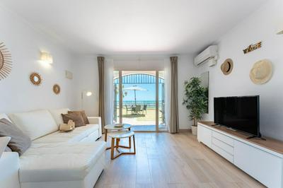 Dona Lola Sandra - Cozy beach front house with open sea views located in Calahonda only few minutes away from Marbella - Costa del sol CS111