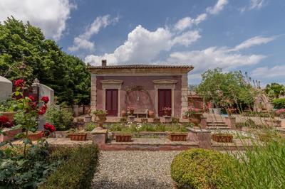 "Villa Gravina" Historical Mansion between Etna and Taormina