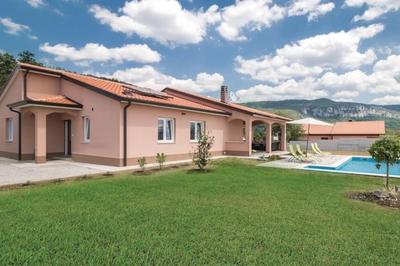 Villa Roč