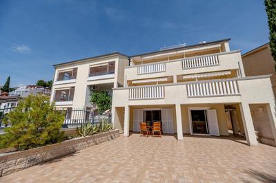 SunSea Apartments